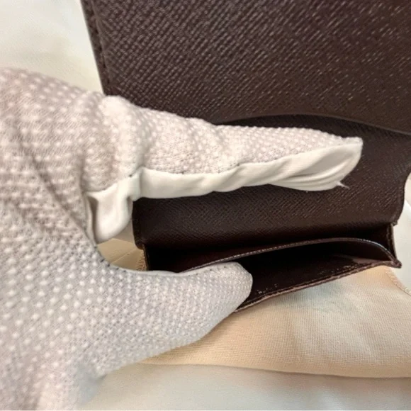 Authentic Louis Vuitton Damier Ebene Business Card Holder - Picture 7 of 10